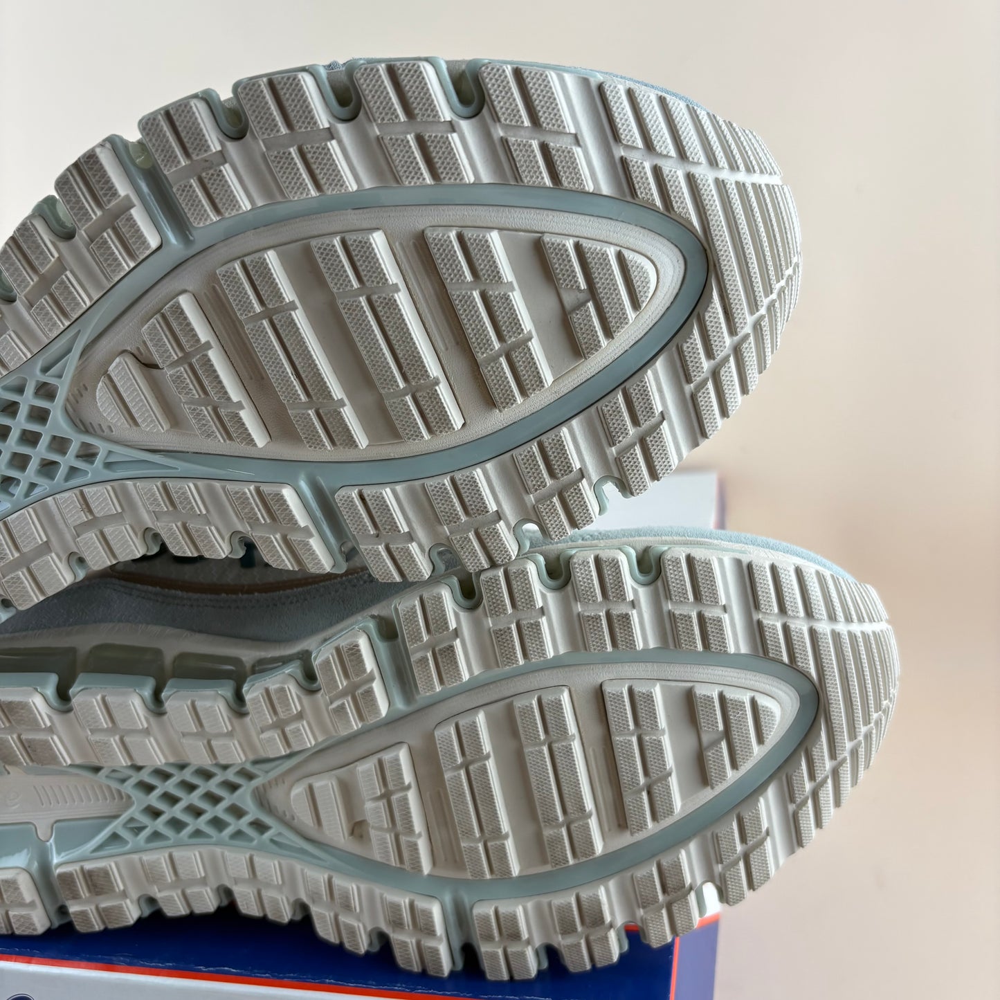 ASICS Gel-Kayano 5 360 G-TX Oatmeal (Pre-owned)