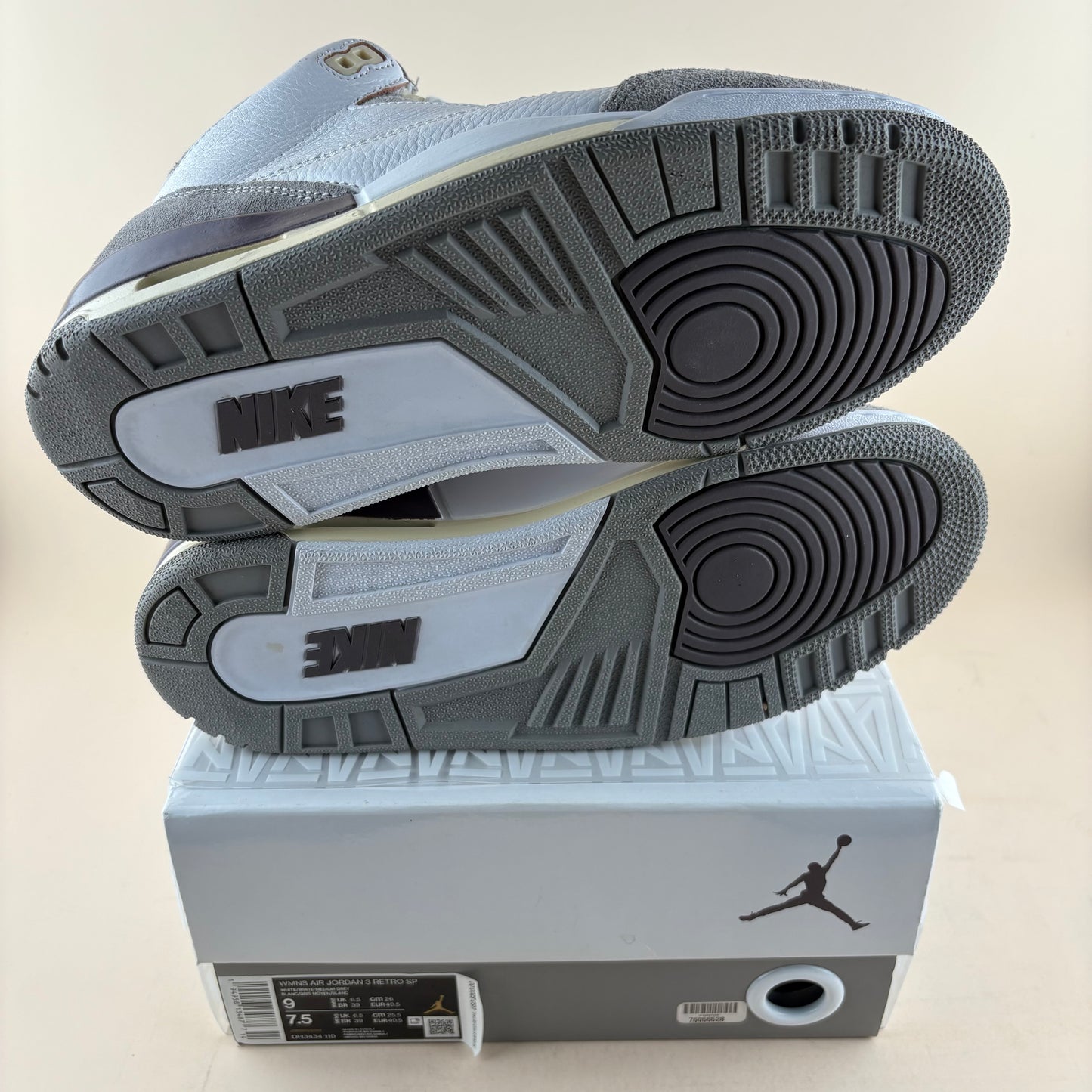 Jordan 3 Retro SP A Ma Maniére W (Pre-owned)