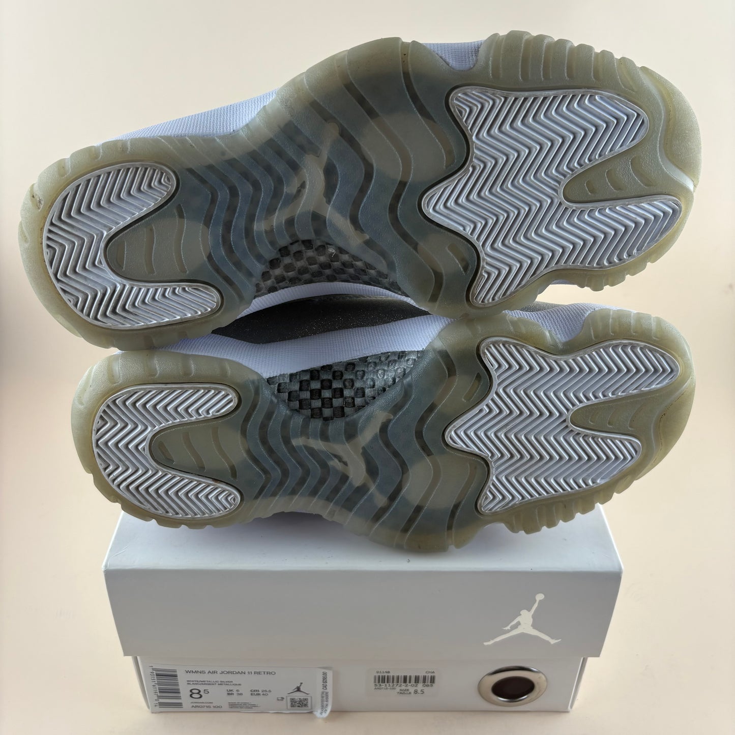 Jordan 11 Retro White Metallic Silver W (Pre-owned)